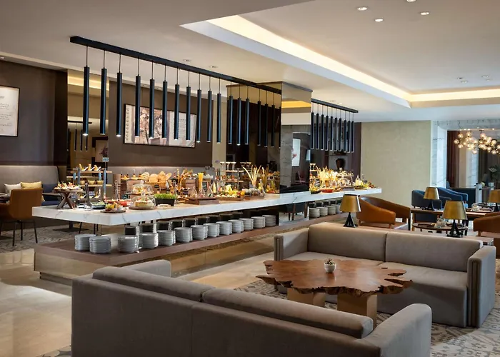 DoubleTree by Hilton Surabaya Hotel